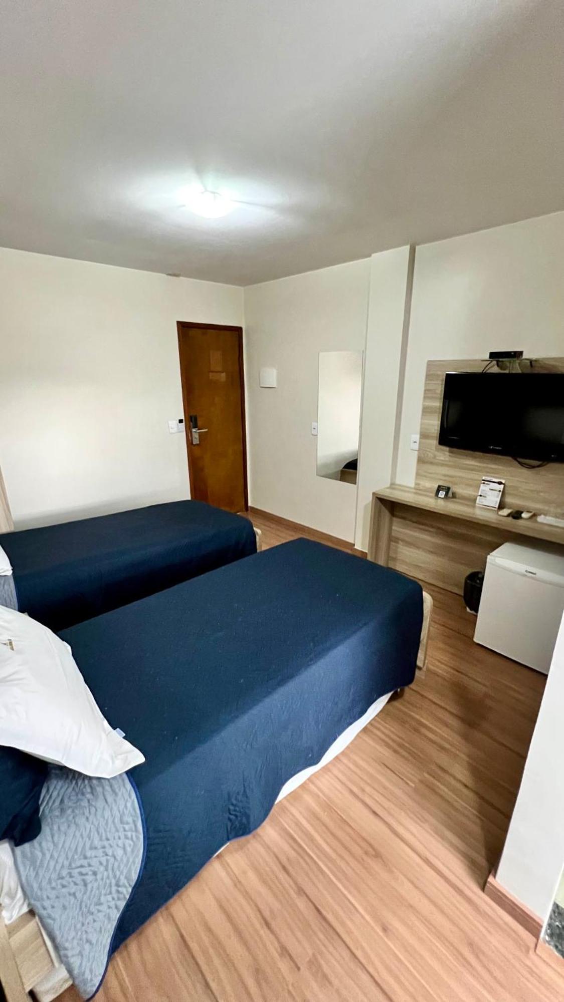 Hotel Golden Jk Muriaé Exteriör bild